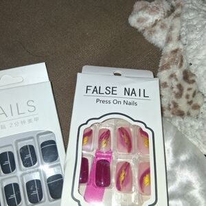 Wireless Earbuds with Charging Case - Black